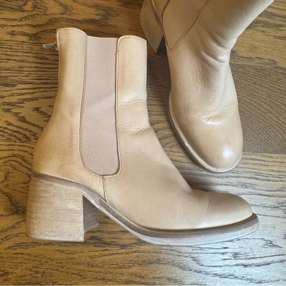 Free People Sandy Beige Essential Chelsea Boot heeled Booties